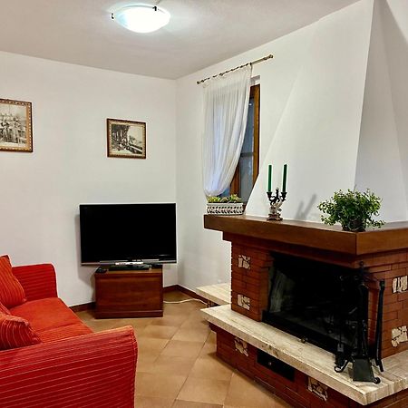 Appartamento Mirella In Centro Storico Casole d'Elsa Luaran gambar